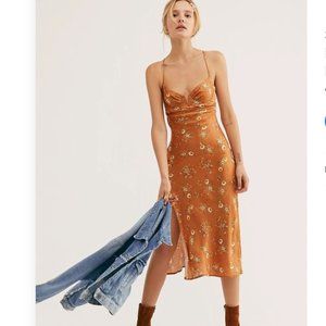 Sun Becomes Her Wildflower Midi Dress size 2